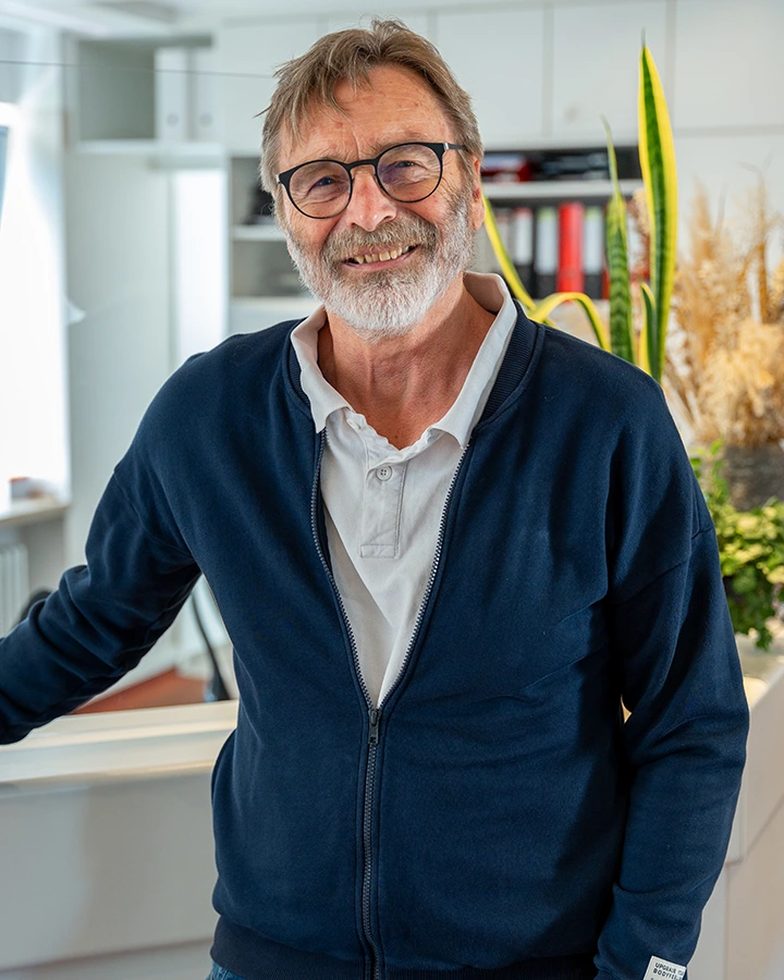 Dr. med. Dipl. Phys. Gerald Vey